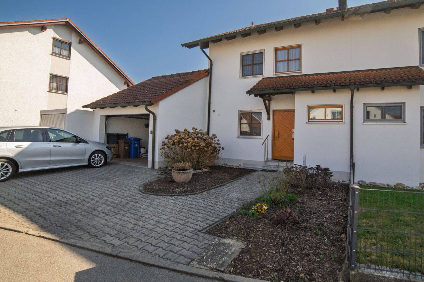 Besichtigung am 25.6.2026 : Familienoase in Straßkirchen: 164 m² DHH – provisionsfrei!, 94342 Straßkirchen