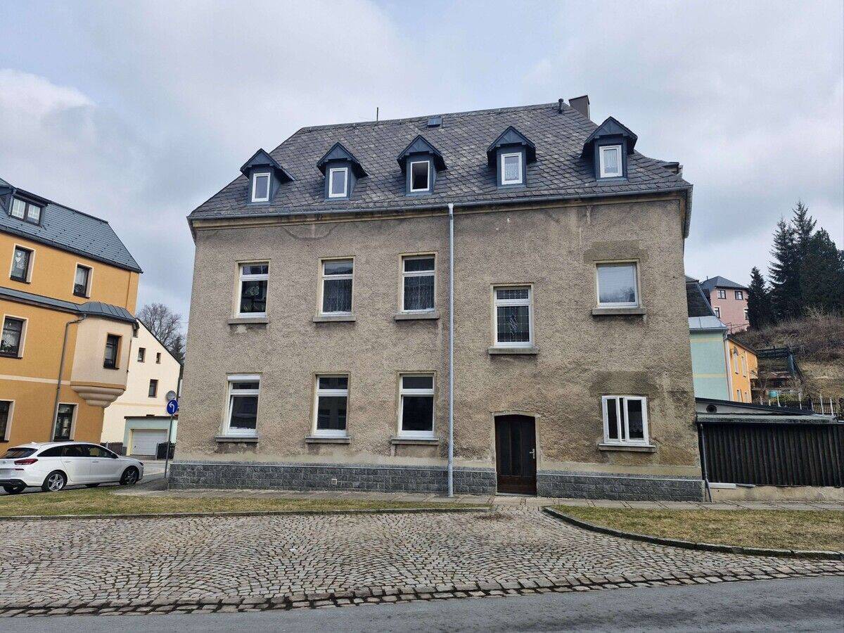 Charmantes Mehrfamilienhaus mit Potenzial in Eibenstock!, 8309 Eibenstock