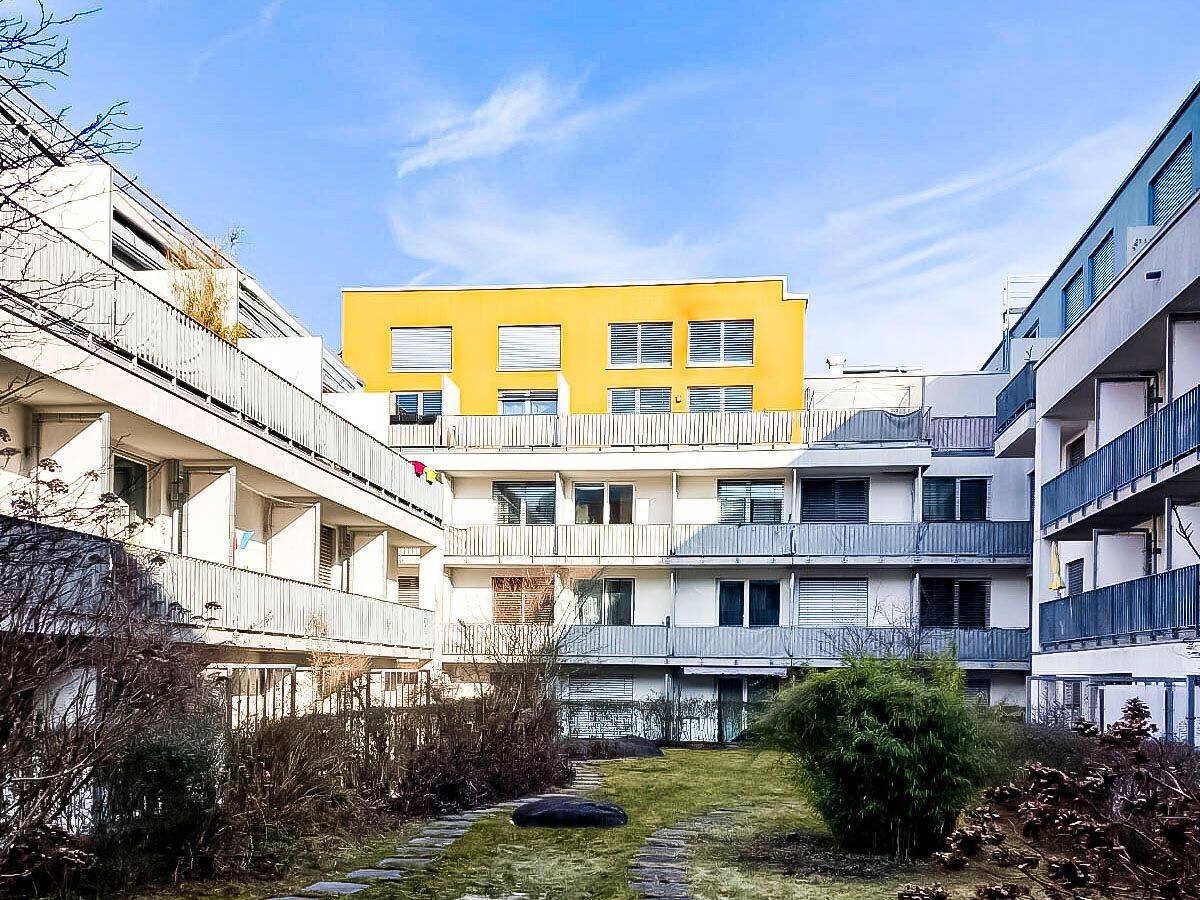 Studenten-Apartment mit Südbalkon – Moosach, 80992 München (Moosach Neuhausen-Nymphenburg Pasing-Obermenzing)