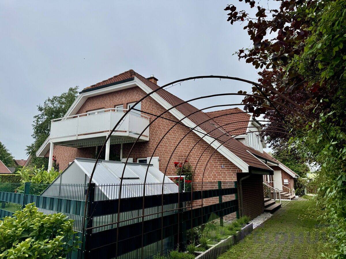 Helle und gemütliche Obergeschosswohnung in ruhiger Sackgassenlage von Warsingsfehn!, 26802 Moormerland