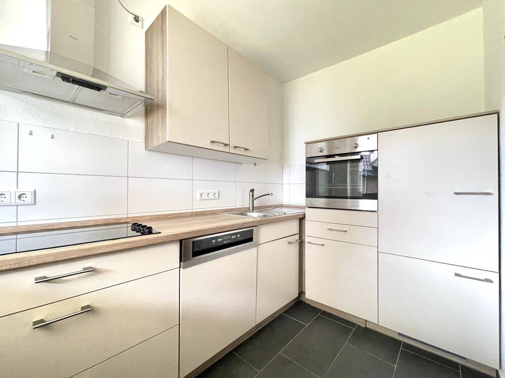 Renovierte Erdgeschosswohnung mit Küche und Balkon!, 30952 Ronnenberg