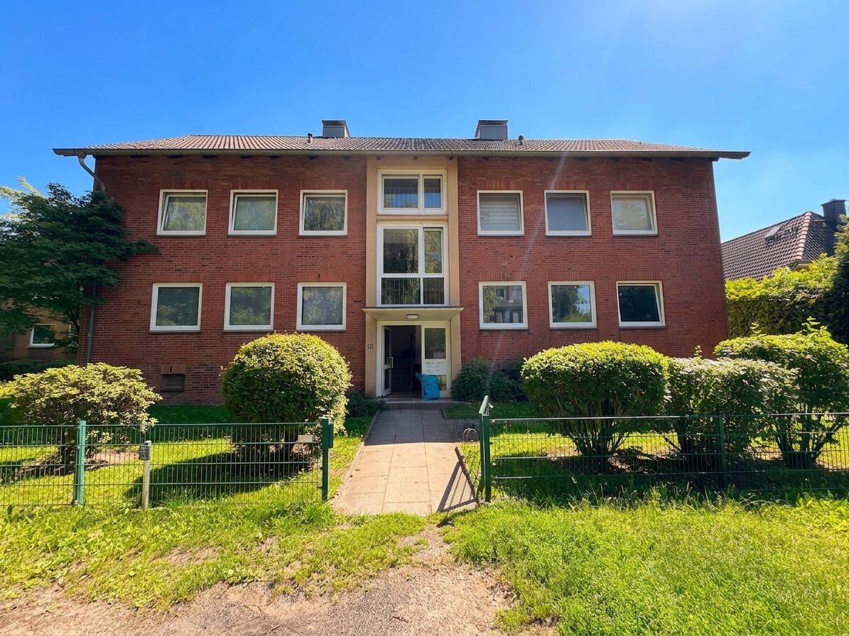 Modernisierte 2,5 Zimmer Wohnung zur Miete in Hamburg Rahlstedt – Wentzel Dr., 22143 Hamburg (Wandsbek Rahlstedt)