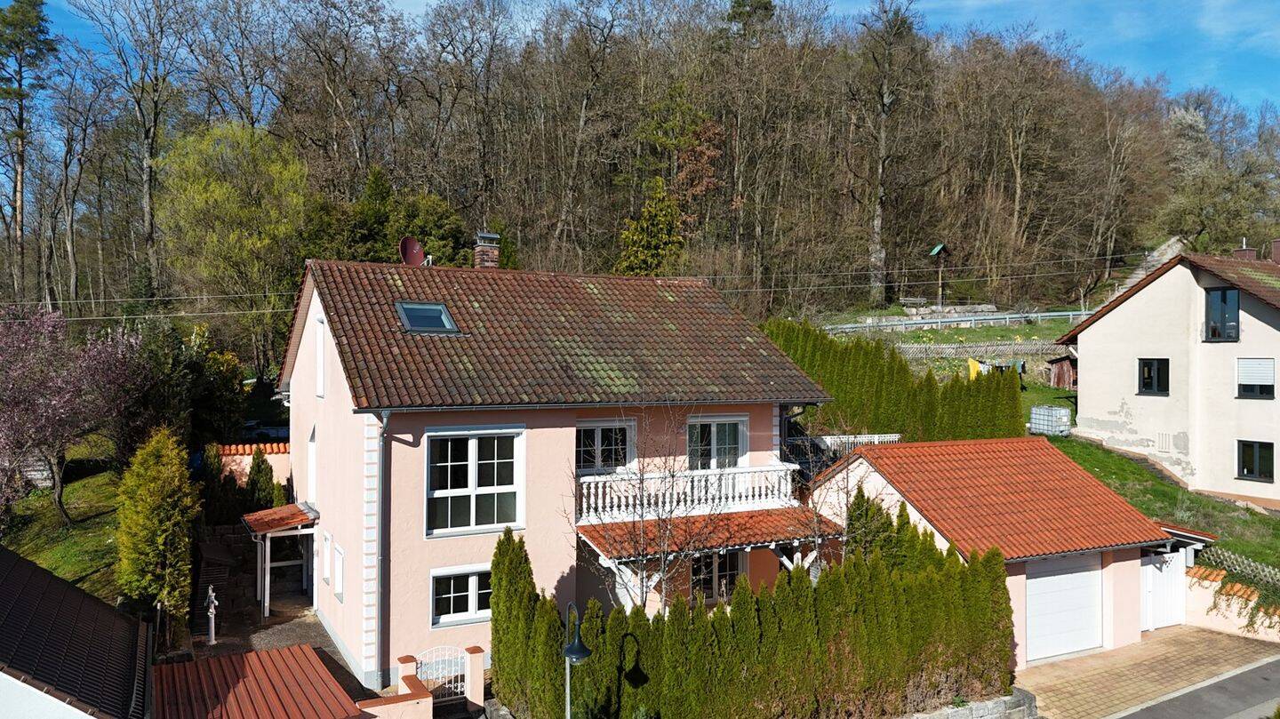Modernes Einfamilienhaus mit herrlichem Ausblick und Einliegerwohnung, 74426 Bühlerzell