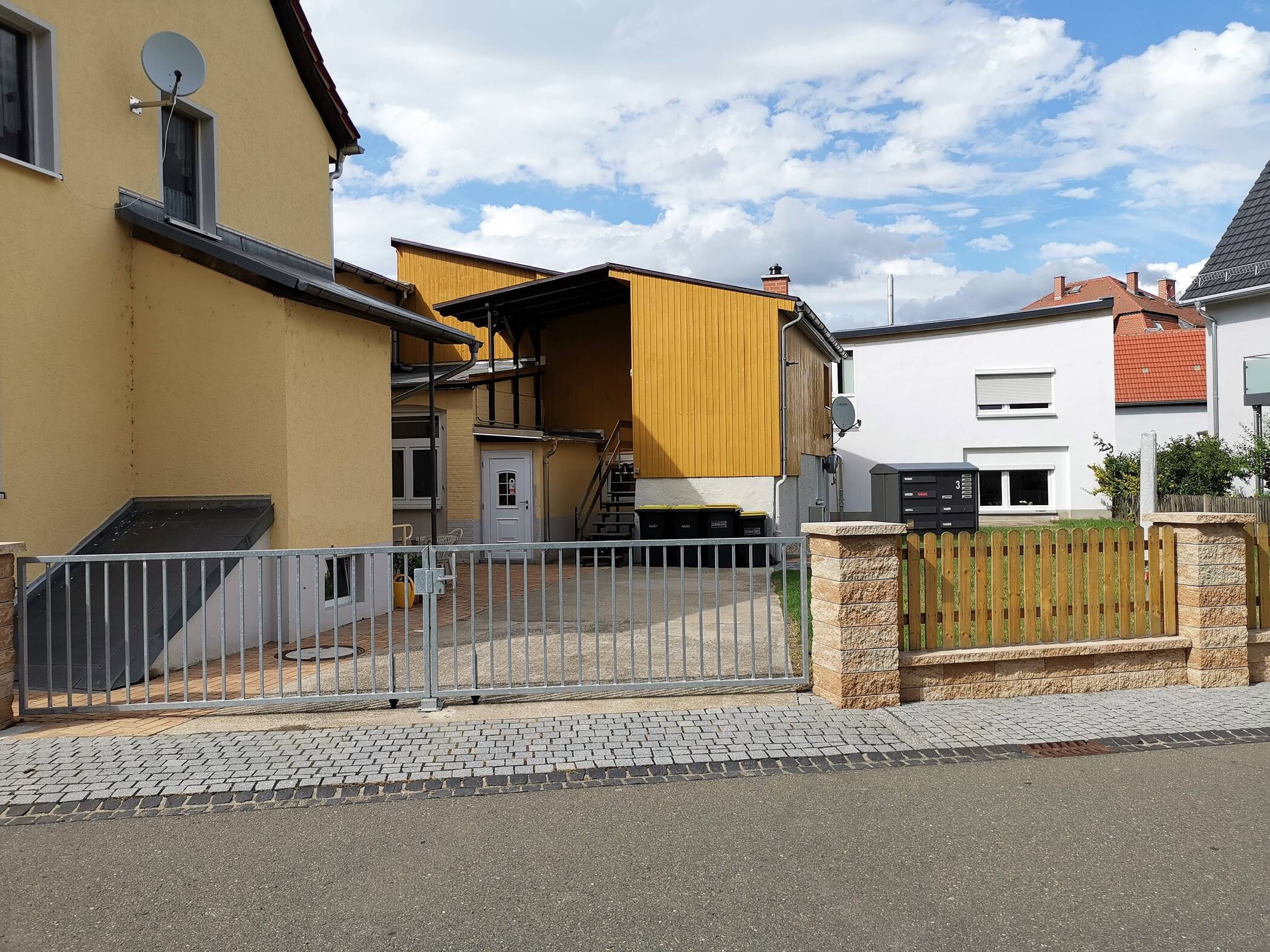 Ein-Raum Wohnung möbliert und voll ausgestattet, 7586 Bad Köstritz