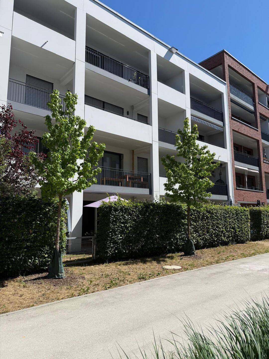 Moderne 2-Zimmer-Erdgeschosswohnung mit Terrasse, Garten & Tiefgarage in München-Lochhausen, 81249 München (Allach-Untermenzing Aubing-Lochhausen-Langwied Pasing-Obermenzing)