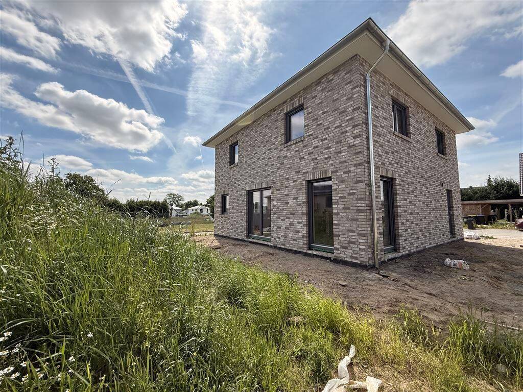 In 3 Monaten komplett fertig gestellt: Hochwertige Stadtvilla von Team Massivhaus mit A+, 23847 Kastorf