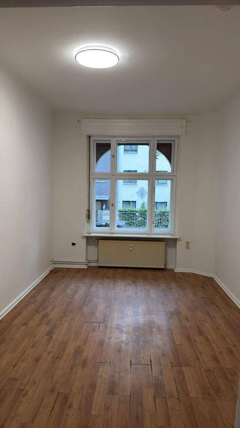 3 Zimmer Wohnung im EG, 13055 Berlin (Lichtenberg Hohenschönhausen Alt-Hohenschönhausen Hohenschönhausen)