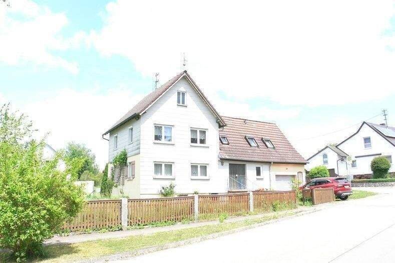 EFH mit Garage in Kirchberg-Hornberg, 74592 Kirchberg an der Jagst