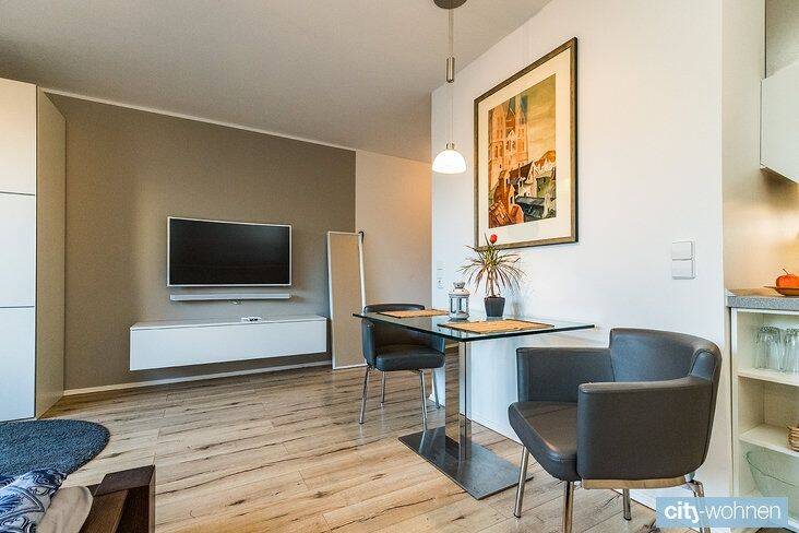 Möbeliertes City Apartment in Bester Lage // Furnished City Apartment in Prime Location, 20146 Hamburg (Eimsbüttel Harvestehude Rotherbaum)