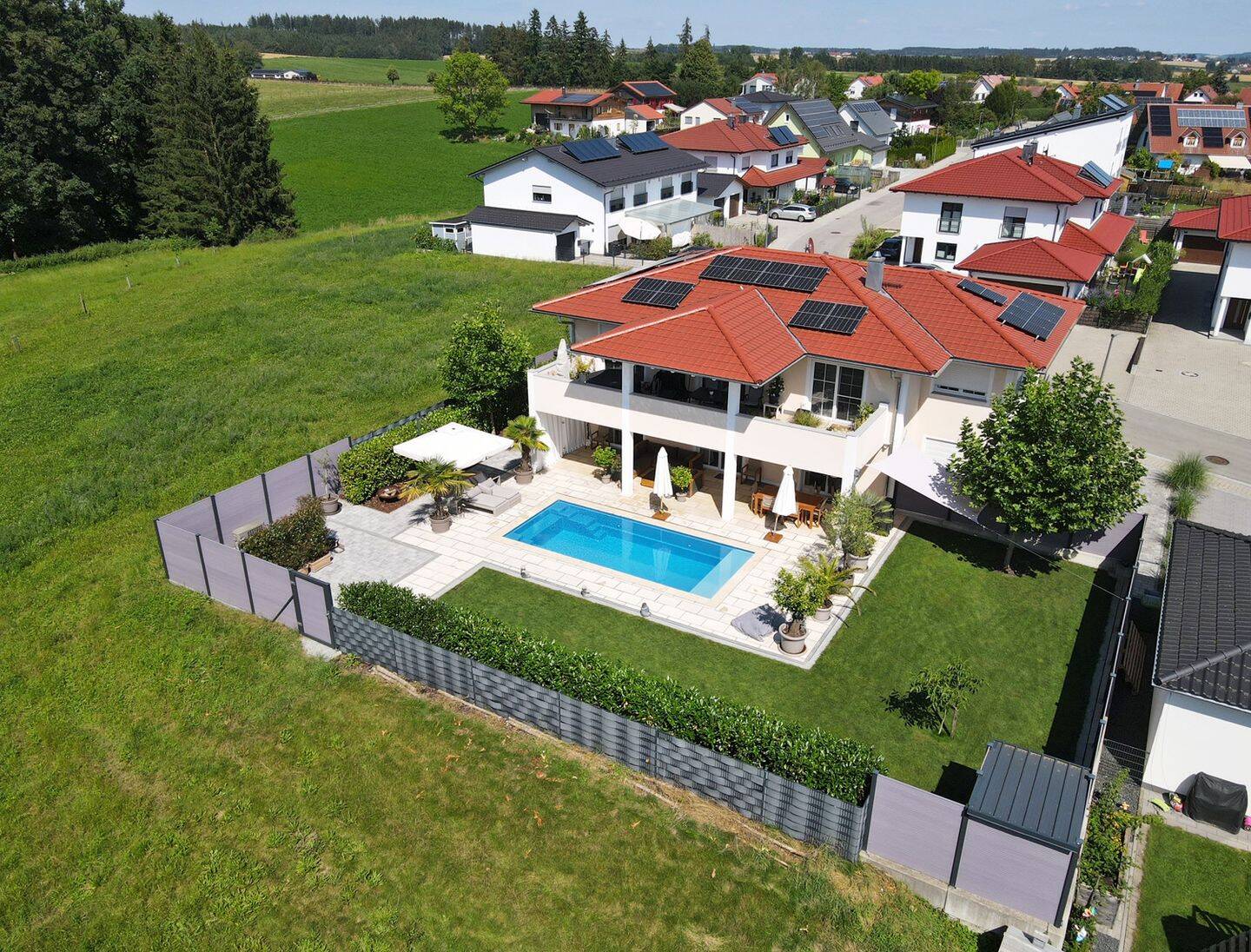 Exklusive 4-Zimmer-Wohnung in Villa am Waldrand von Vilsheim – Ihr neues Zuhause!, 84186 Vilsheim