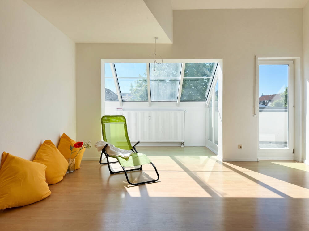Ulm-Gögglingen schicke 4-Zi.-Maisonette mit 3 sonnigen Dachterrassen, EBK + TG, ohne Käuferprovision, 89079 Ulm