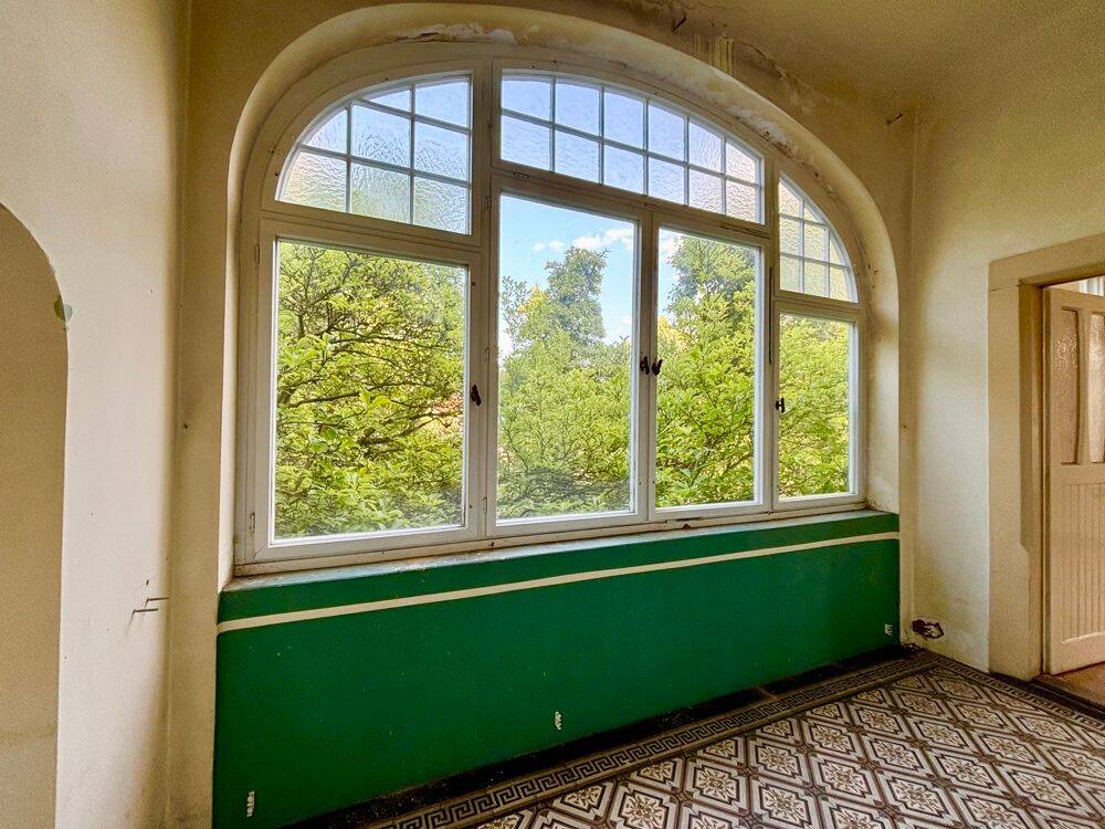Jugendstil-Villa unter Denkmalschutz. Substanzstark und detailreich., 4668 Grimma