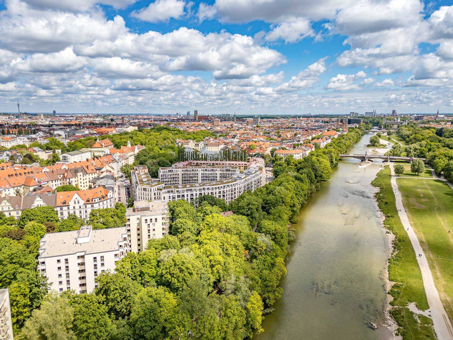 Mit Isar- und Bergblick: Absolute Rarität in unwiederbringlicher Lage