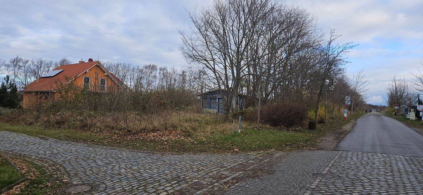 Großes Baugrundstück Nähe “Kap Arkona” auf Rügen zu verkaufen., 18556 Putgarten
