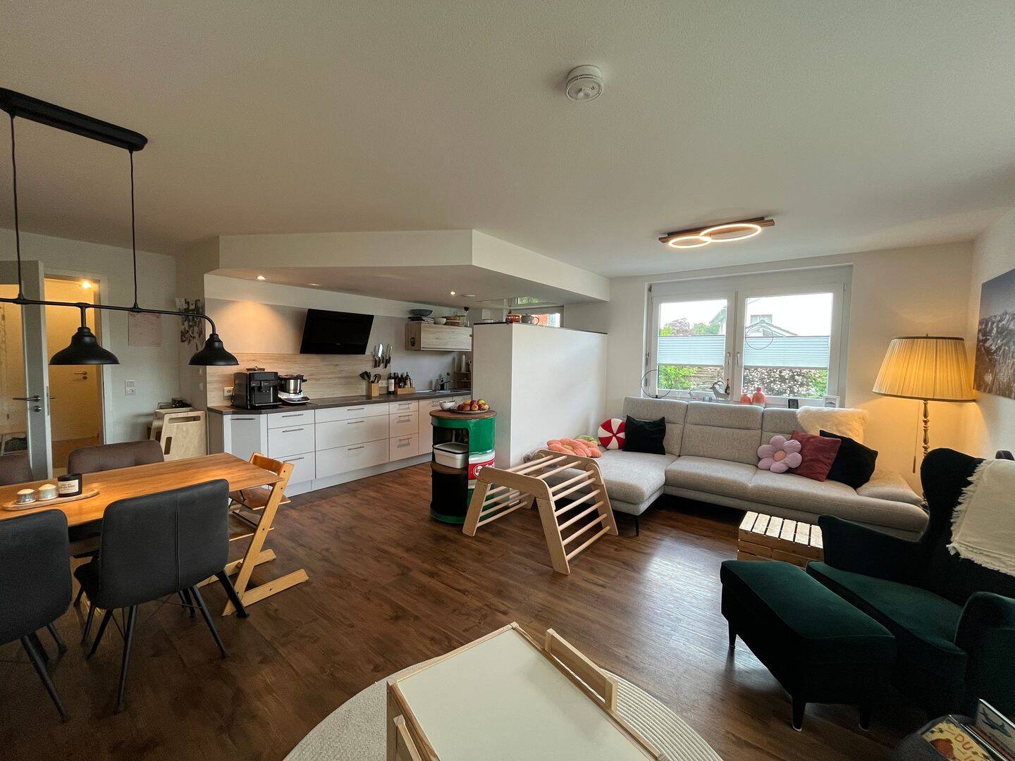 Dein barrierefreies Zuhause mit Gartenidylle und 3 Stellplätzen, 87634 Obergünzburg