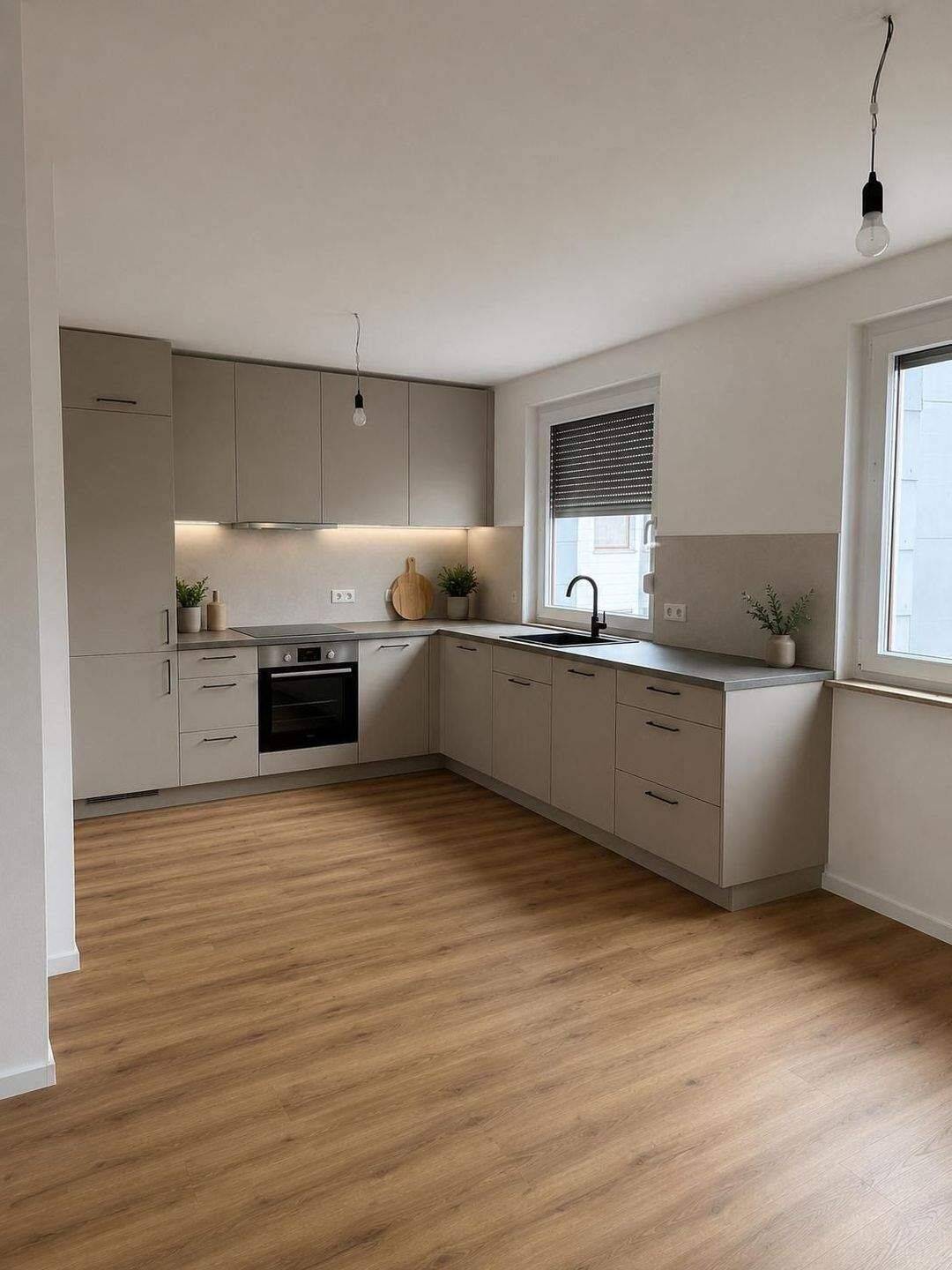 Helle 3,5-Zi-Wohnung mit Balkon & Aufzug-viel Platz-sofort frei, 89150 Laichingen