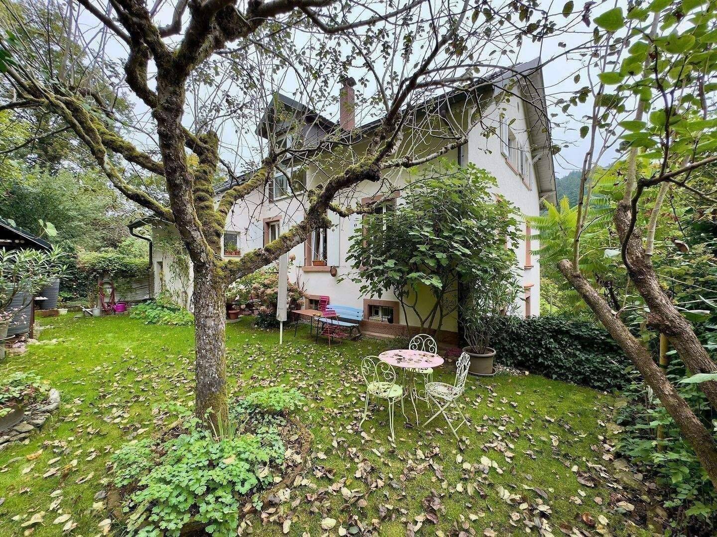 4,5-Zi-Whg 97qm mit Galerie + Zusammenlegung von 2 kl. Whg durch eine Türe + Gründerzeit-4-FamHs + GartenWerkstattHaus + Paradiesgarten, 79100 Freiburg im Breisgau (Günterstal Vauban Wiehre)