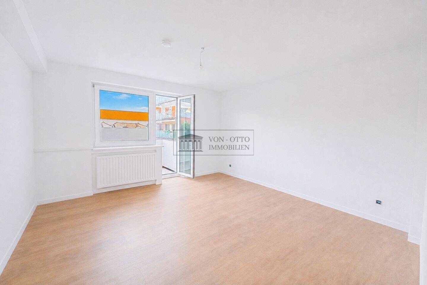 Einziehen und wohlfühlen – Modernisierte Eigentumswohnung mit Balkon, 50733 Köln (Nippes Weidenpesch)