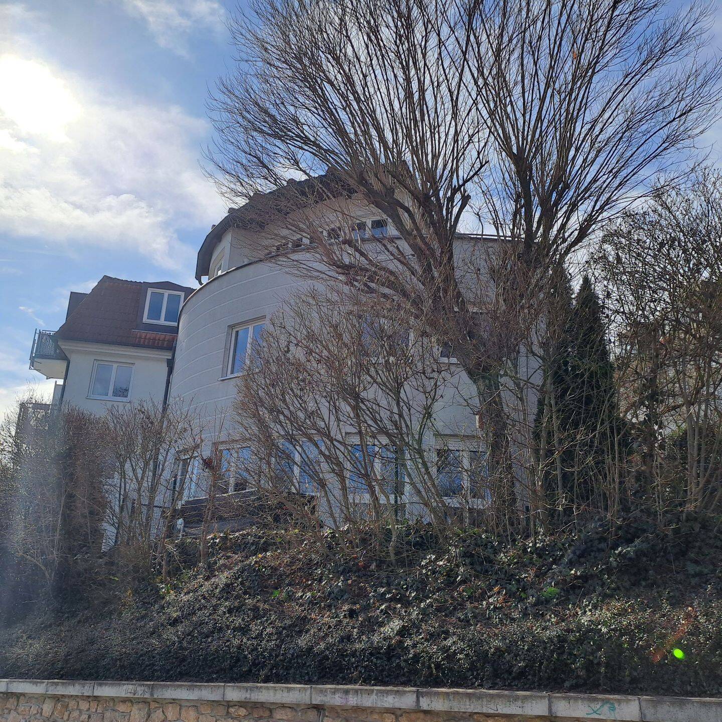 4 – Zimmung mit Wohnhauscharakter und Tiefgaragenstellplatz, 7743 Jena