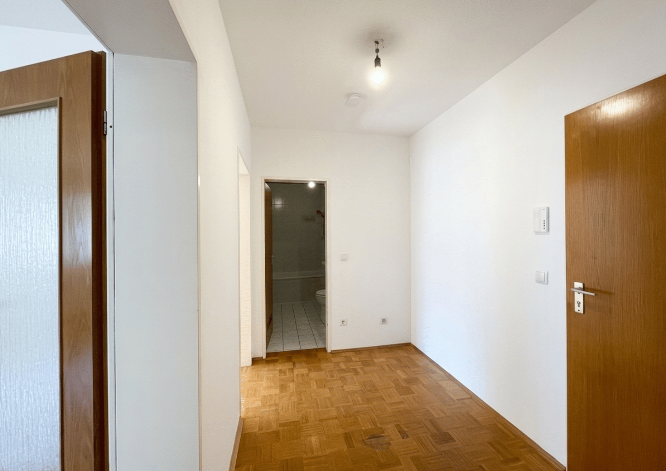 2-Zimmer-Wohnung mit Balkon in attraktiver Altstadtlage, 84028 Landshut (Altstadt Peter und Paul)
