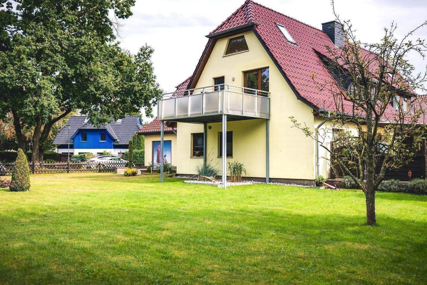 2 – Familienhaus mit Baugrundstück in Waldrandlage in Zingst, 18374 Zingst