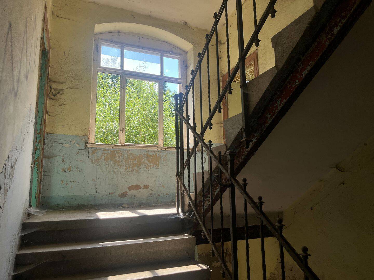 Stilvolles Gründerzeit-Mehrfamilienhaus mit historischem Charme und vielseitigem Potenzial, 9125 Chemnitz (Altchemnitz Bernsdorf Erfenschlag Harthau Reichenhain)