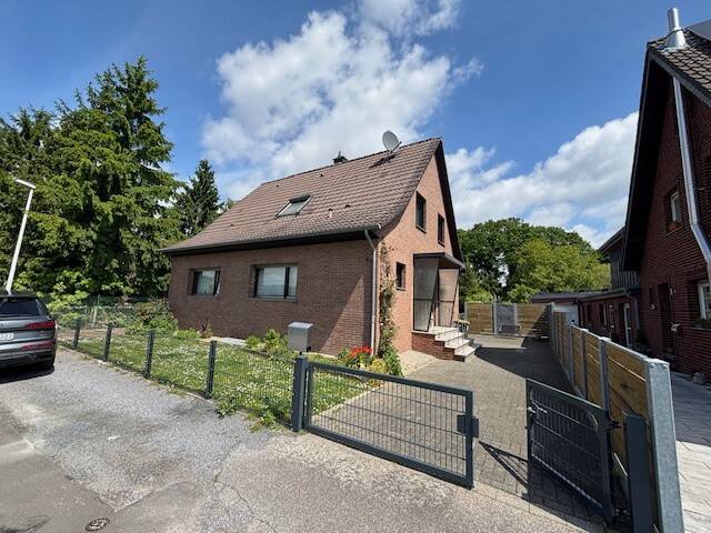 Freistehendes großes Einfamilienhaus am Waldrand Wickrath, 41189 Mönchengladbach