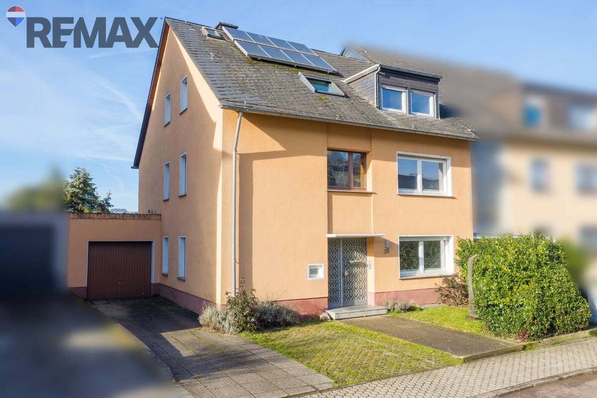 Großzügiges Einfamilienhaus mit Charakter, Licht und Entwicklungspotenzial in Bestlage von Trier-Ost, 54295 Trier