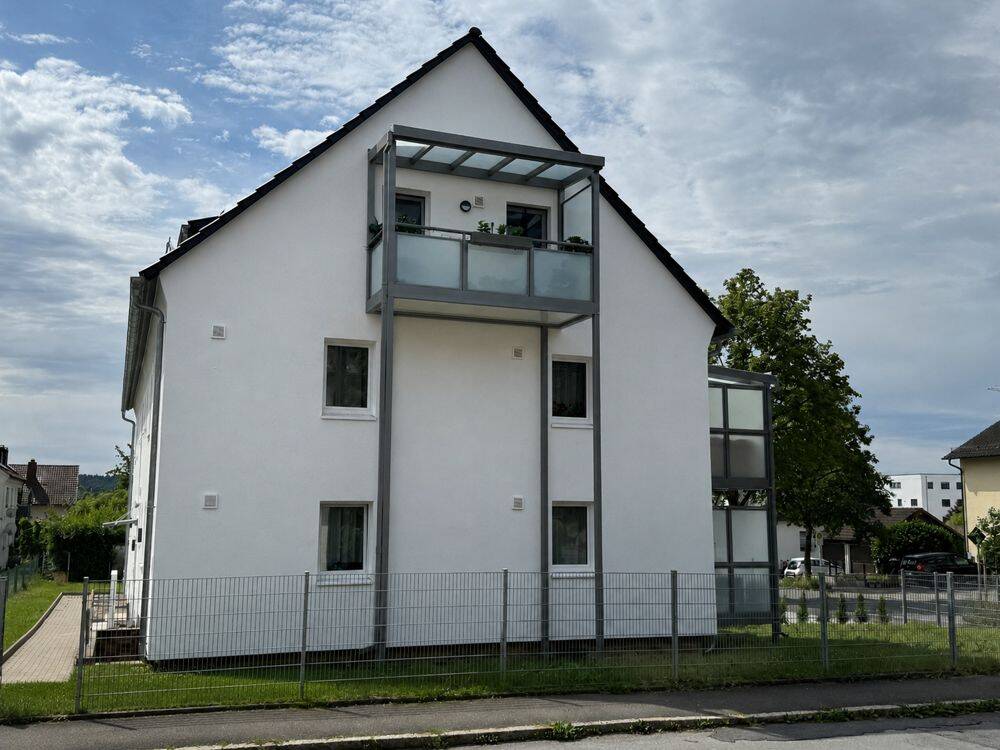 Schöne 3-Zimmer-Wohnung mit Einbauküche und großem Balkon, 96472 Rödental