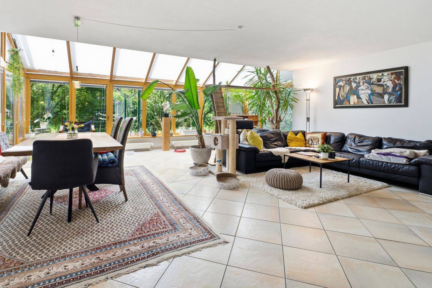 Energieeffizientes Ein-/ Zweifamilienhaus mit traumhaftem Garten in naturnaher Ortsrandlage!, 85667 Oberpframmern