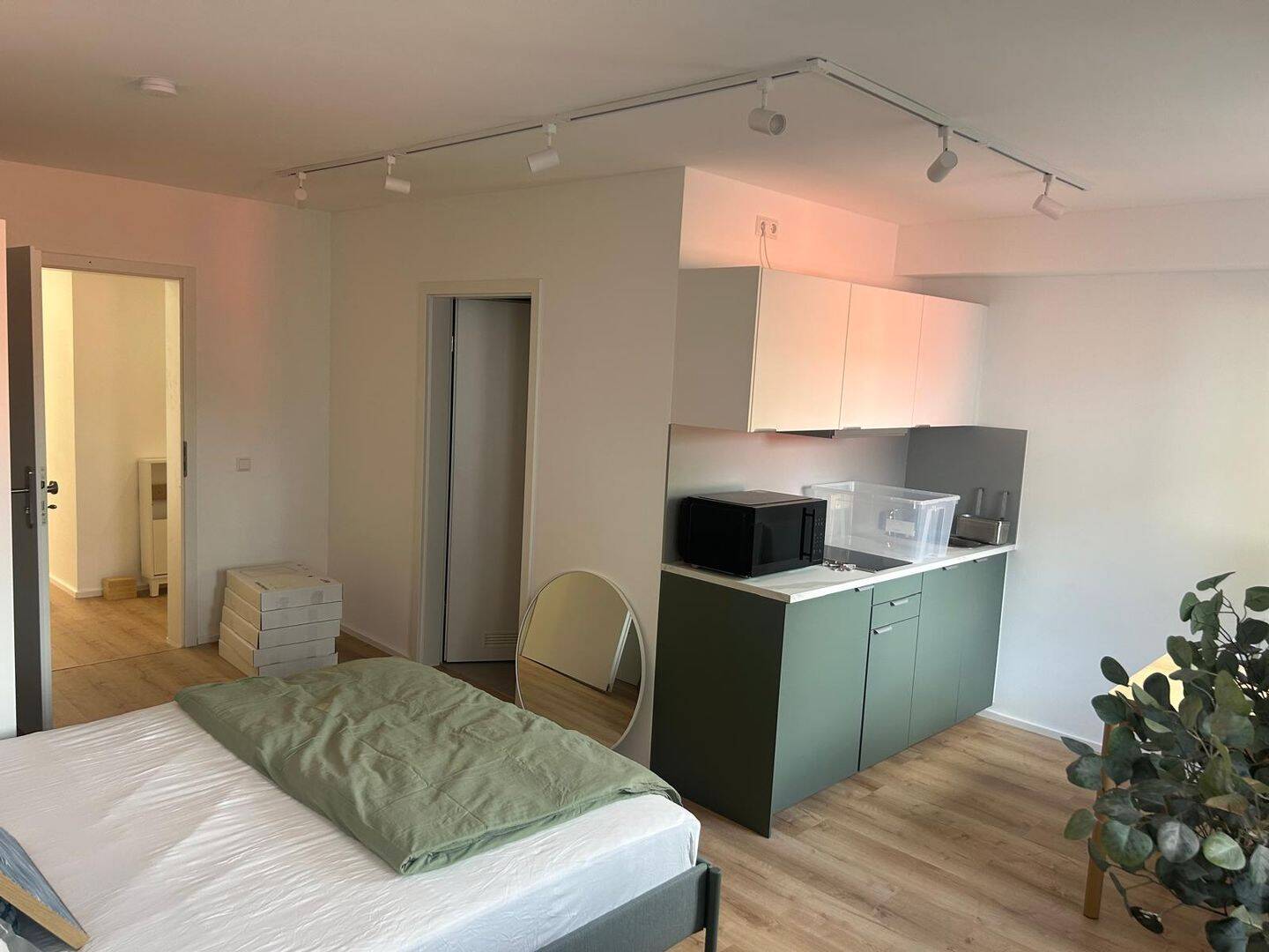 Vollmöblierte WG-Neugründung in exklusiver Lage im Herzen von Stuttgart, 70174 Stuttgart (Mitte Nord West)