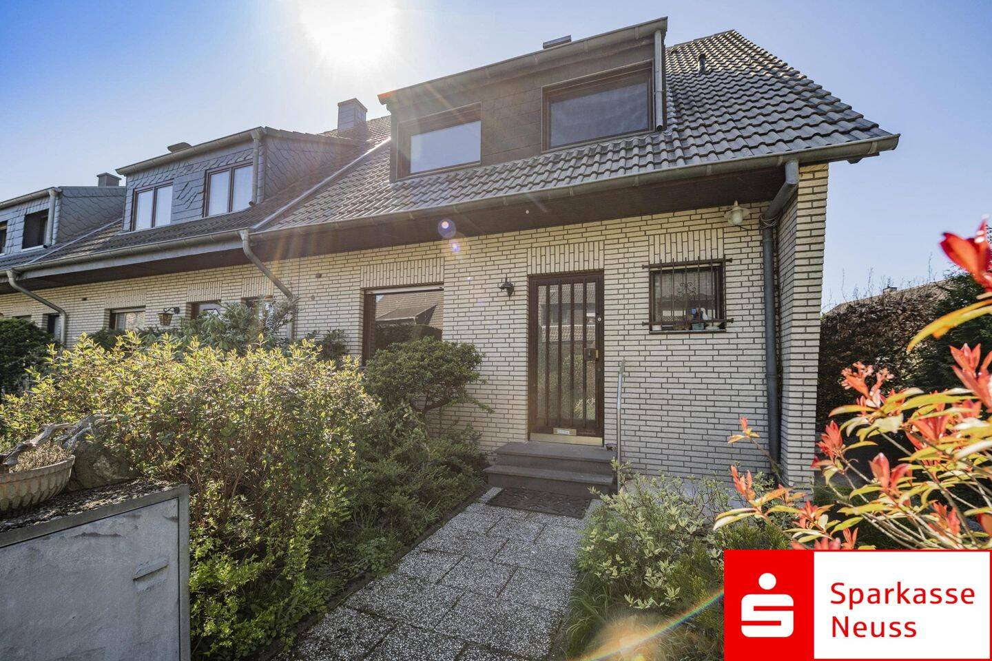 Ihr neues Zuhause: eine Familienidylle mit traumhaften Garten in Büttgen!, 41564 Kaarst