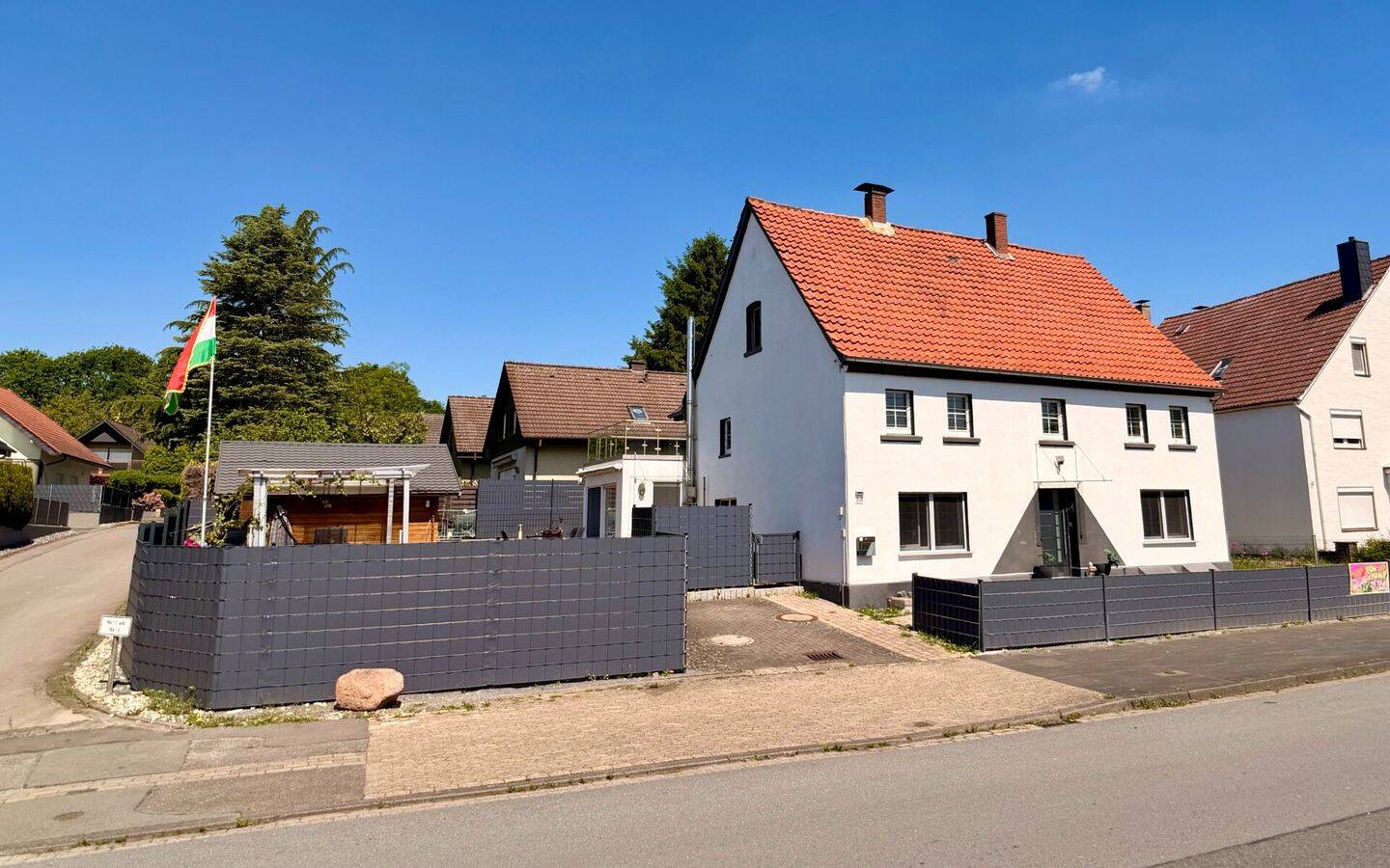 Großzügiges modernes Zweifamilienhaus in Bad Salzuflen, 32107 Bad Salzuflen