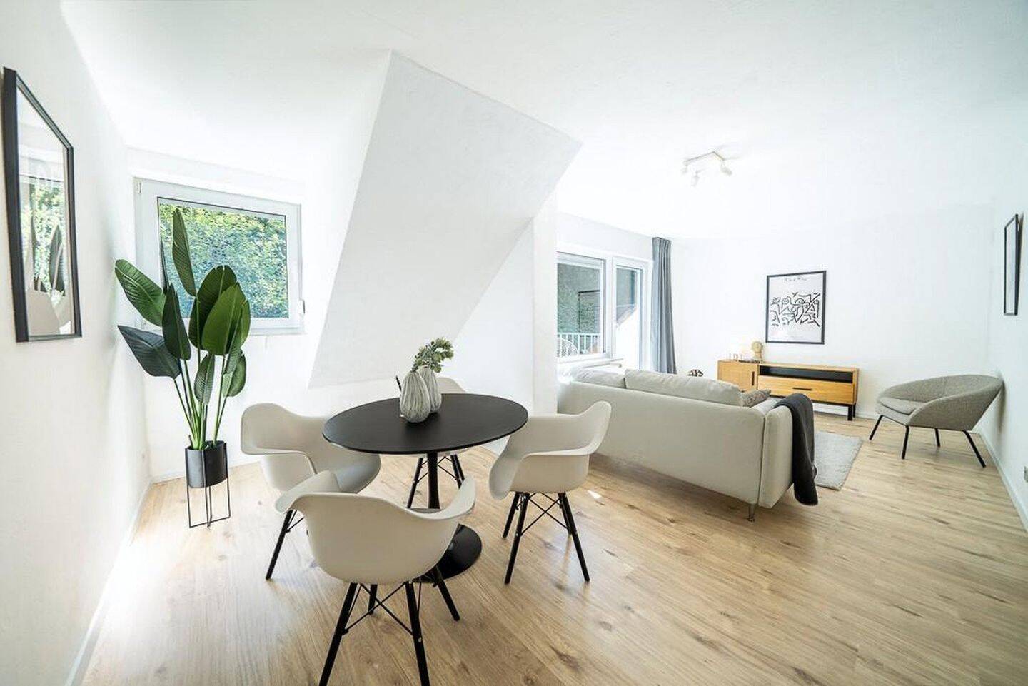 Provisionsfrei und sofort Bezugsfrei – 3-Zimmer Wohnung mit Moselblick, 54292 Trier (Eitelsbach Ruwer Trier-Nord)