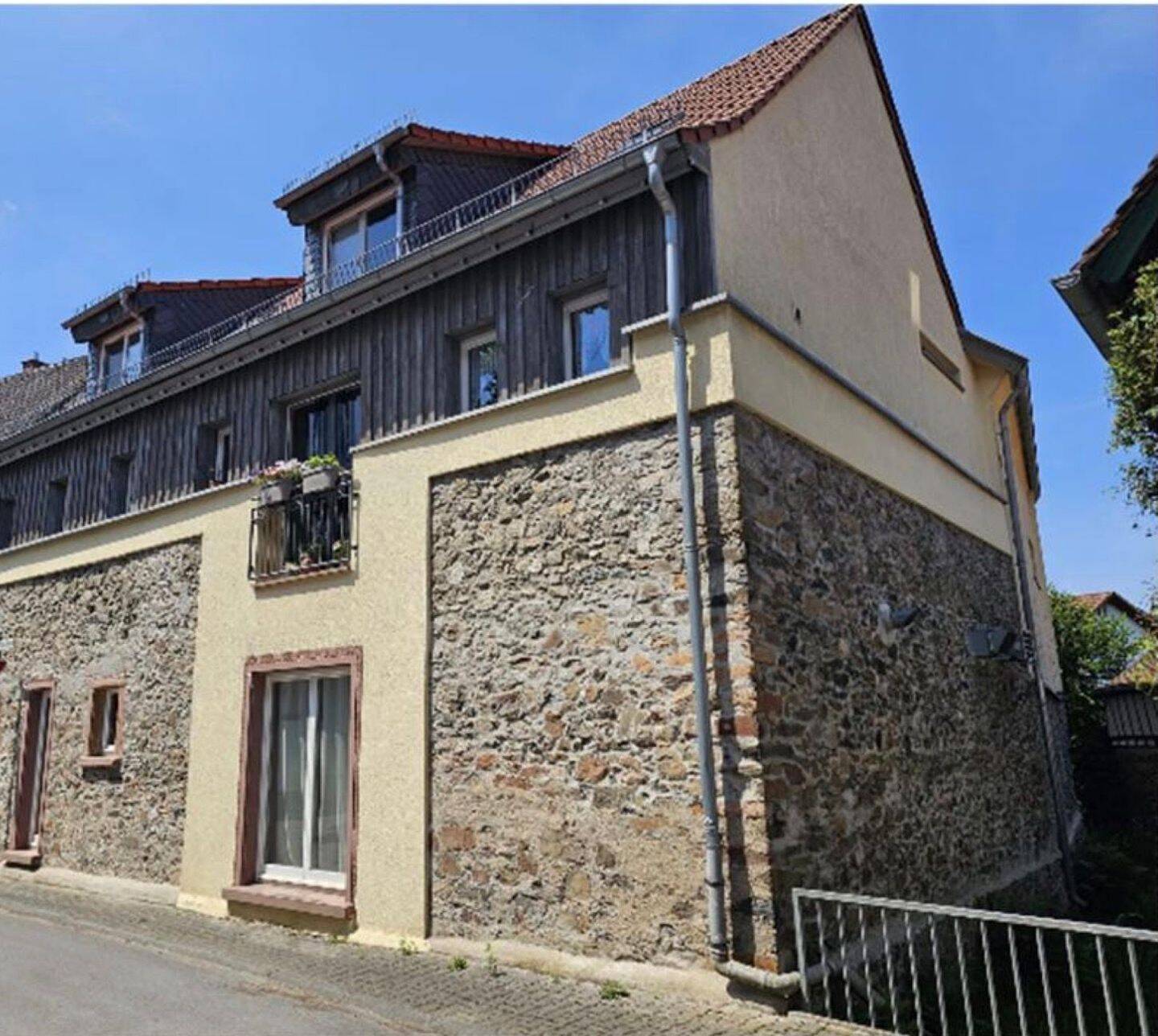 Traumhaftes Mehrfamilienhaus in Seeheim-Jugenheim – Attraktives Anlageobjekt, 64342 Seeheim-Jugenheim