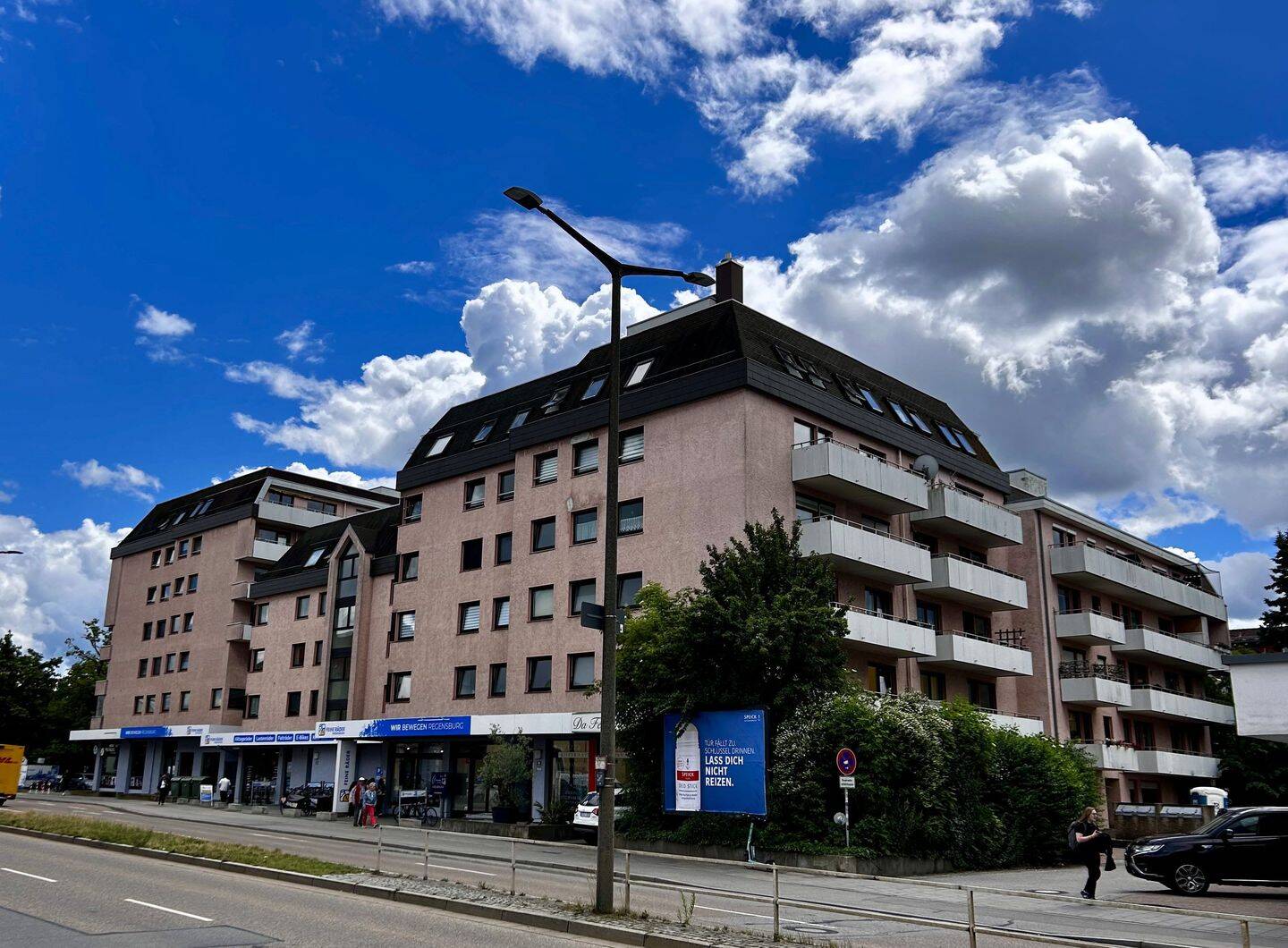 3-Zimmer, sehr schöne modernisierte Wohnung, in sehr guter Lage., 93053 Regensburg (Galgenberg Kasernenviertel Kumpfmühl-Ziegetsdorf-Neuprüll Oberisling-Graß)