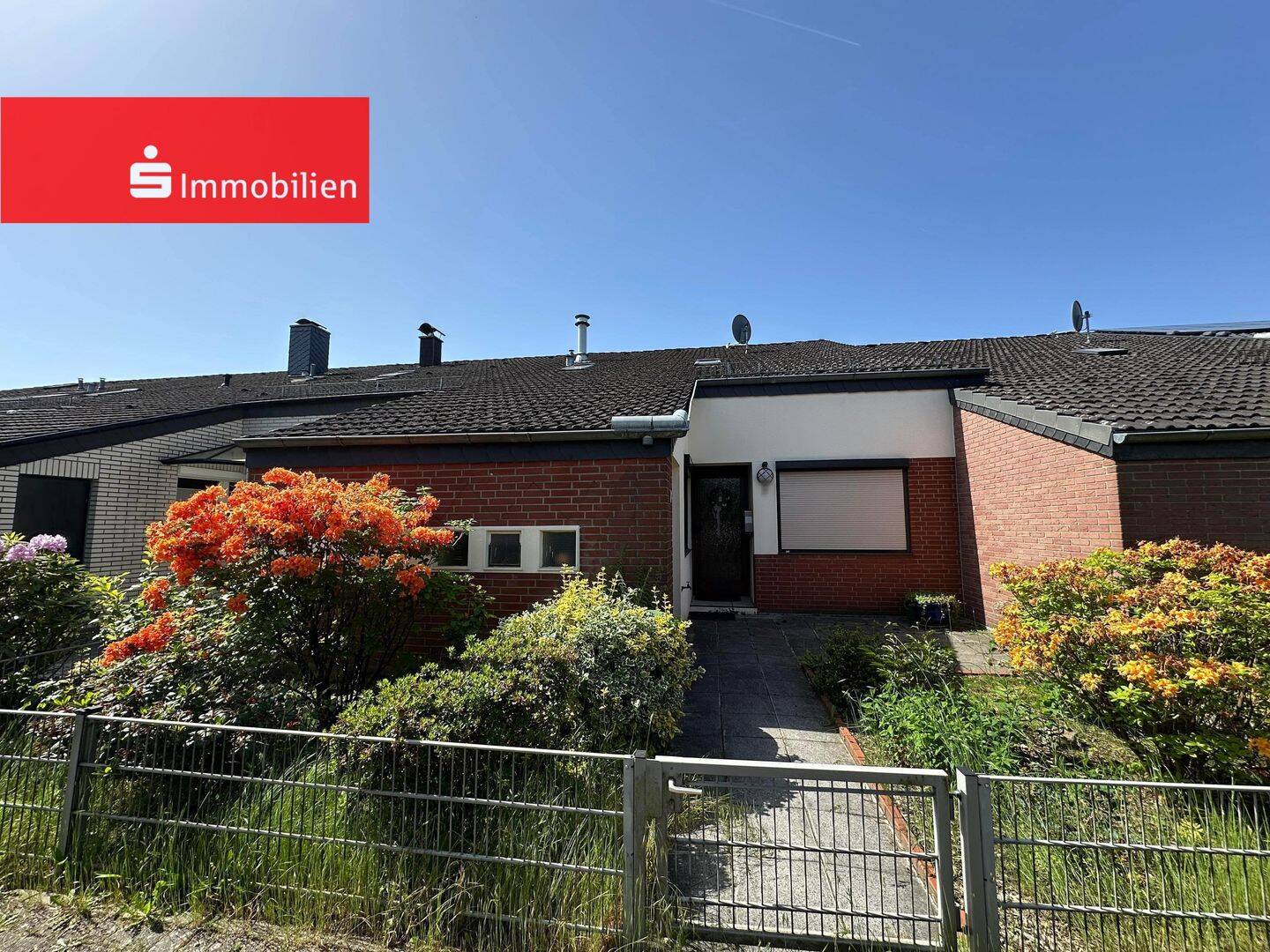 +++ Charmantes Reihenmittelhaus in Alt-Stuhr mit viel Platz! +++, 28816 Stuhr