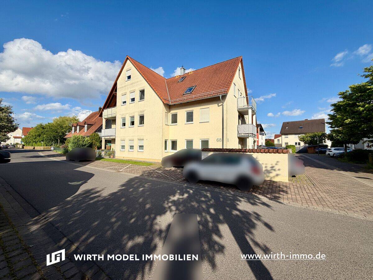 Schöne-Drei-Zimmer-Wohnung mit Balkon und Stellplatz in Bergrheinfeld, 97493 Bergrheinfeld