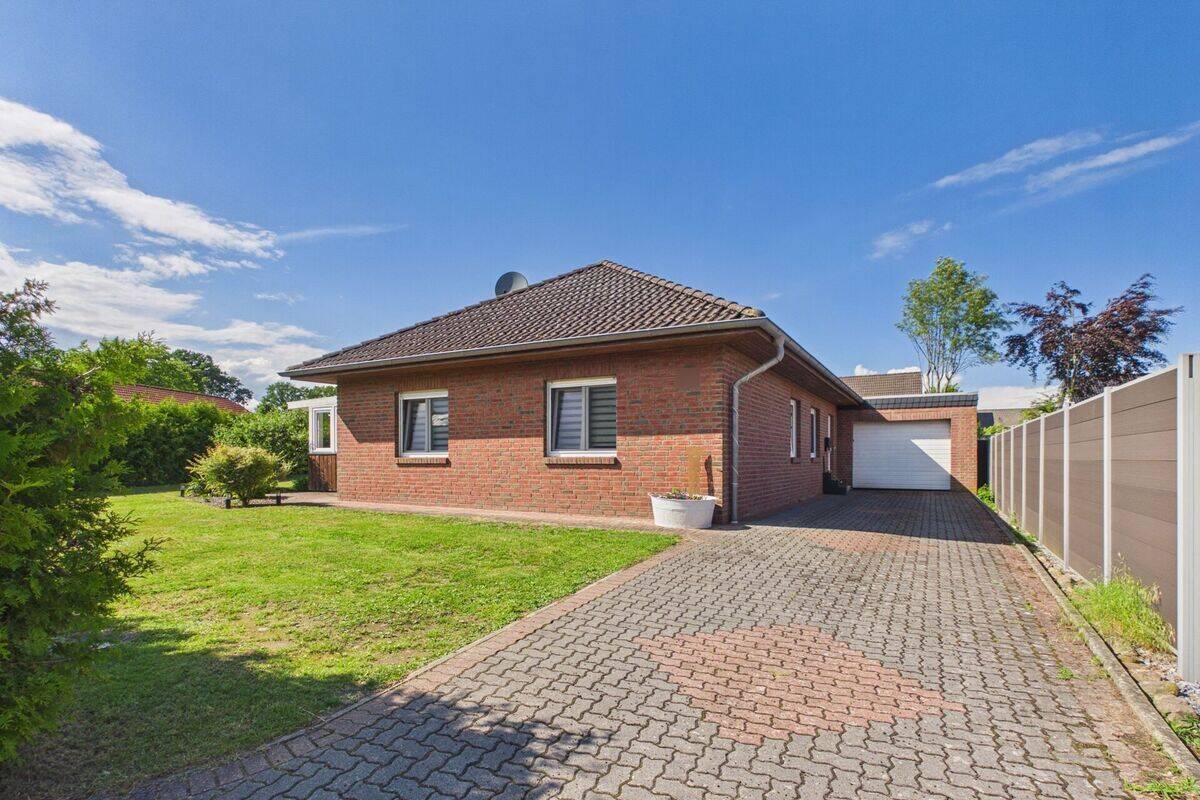 Ebenerdig wohnen – Winkelbungalow in ruhiger Lage sofort bezugsbereit, 29699 Walsrode (Bomlitz)