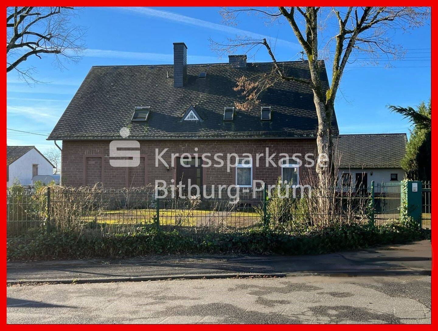 Freistehendes Zwei- bis Dreifamilienhaus mit Potential, 54636 Wißmannsdorf