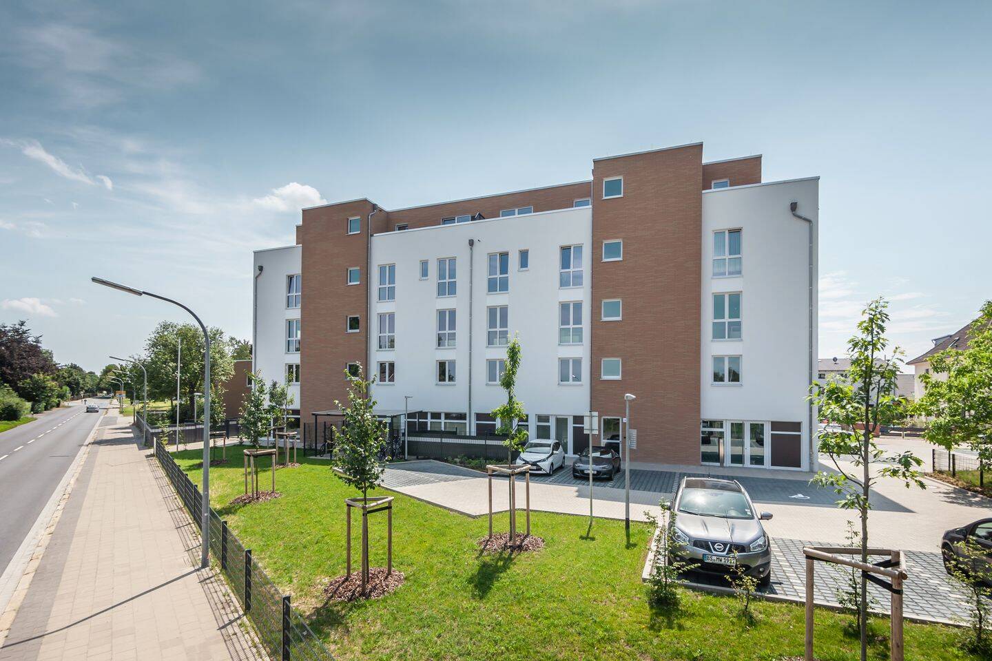 Attraktive 2-Zimmer Wohnung mit großzügiger Terrasse, 38126 Braunschweig (Braunschweig Lindenbergsiedlung Mascherode Rautheim Südstadt)
