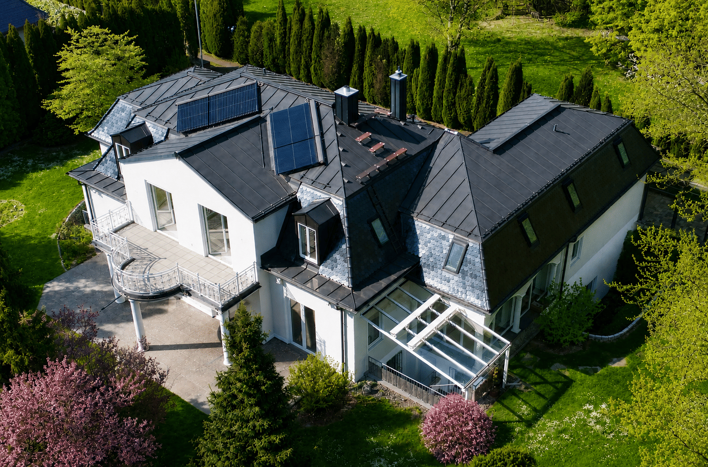 Großzügige Villa auf seltenem Grundstück in Grünwald, 82031 Grünwald
