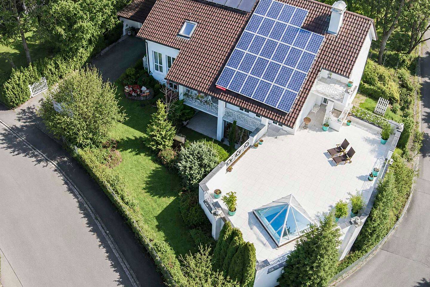 Großzügige Landhausvilla im Grünen – mit Pool und viel Privatsphäre, 86420 Diedorf