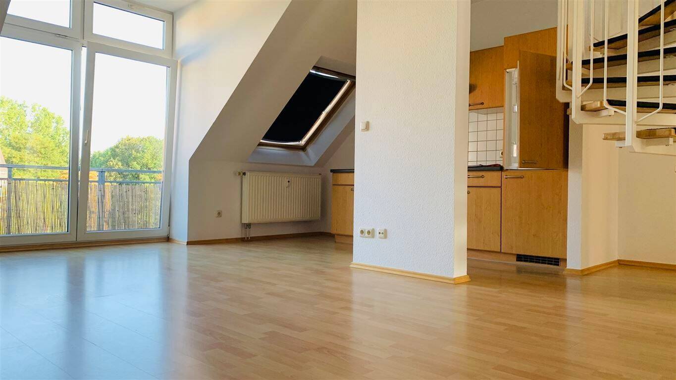 Maisonette-Wohnung mit EBK & Balkon zu vermieten !!, 9130 Chemnitz (Hilbersdorf Sonnenberg Yorckgebiet Zentrum)