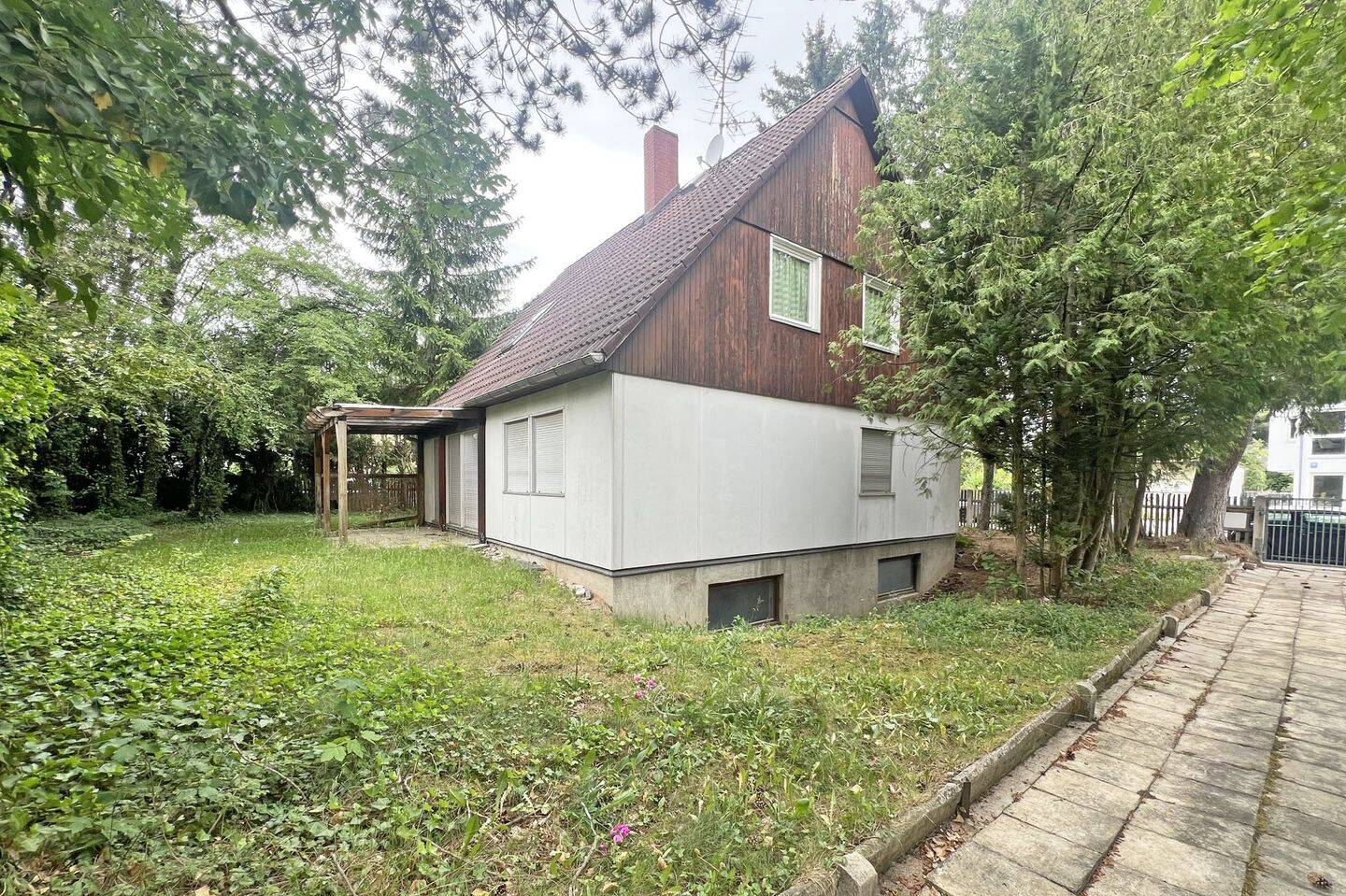 AIGNER – Grundstück für eine Doppelhaushälfte mit optimaler Süd-Ausrichtung in Solln!, 81477 München (Thalk. Obersendl.-Forsten-Fürstenr.-Solln)