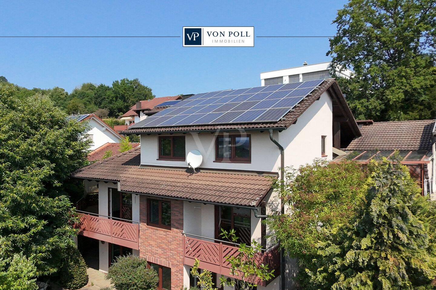 Weitläufiges Familienhaus mit Fernsicht, Kaminambiente und Wellnesskomfort, 63773 Goldbach