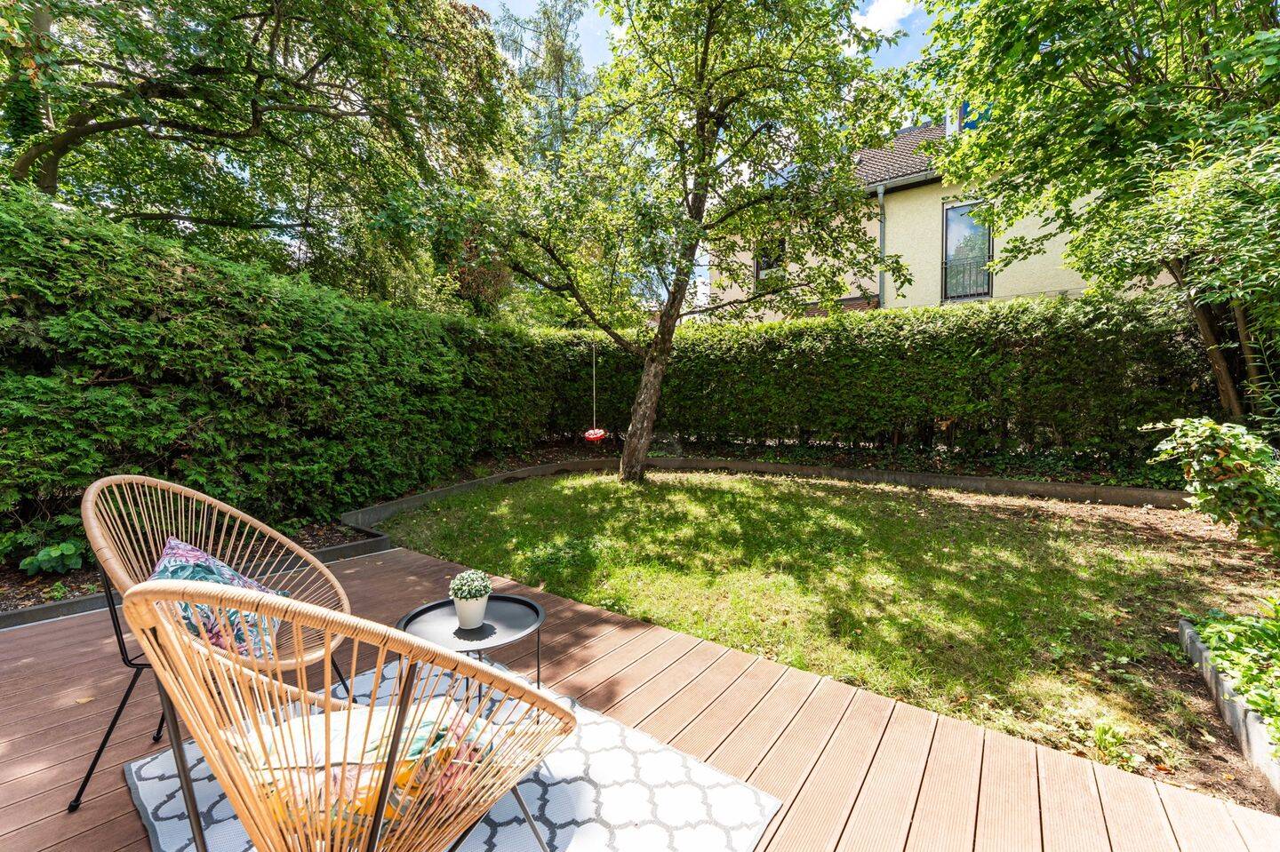 Erbpacht bis 2085 | Bezugsfreies Eckhaus mit Südgarten in ruhiger Lage, 80689 München (Hadern Laim Pasing-Obermenzing)