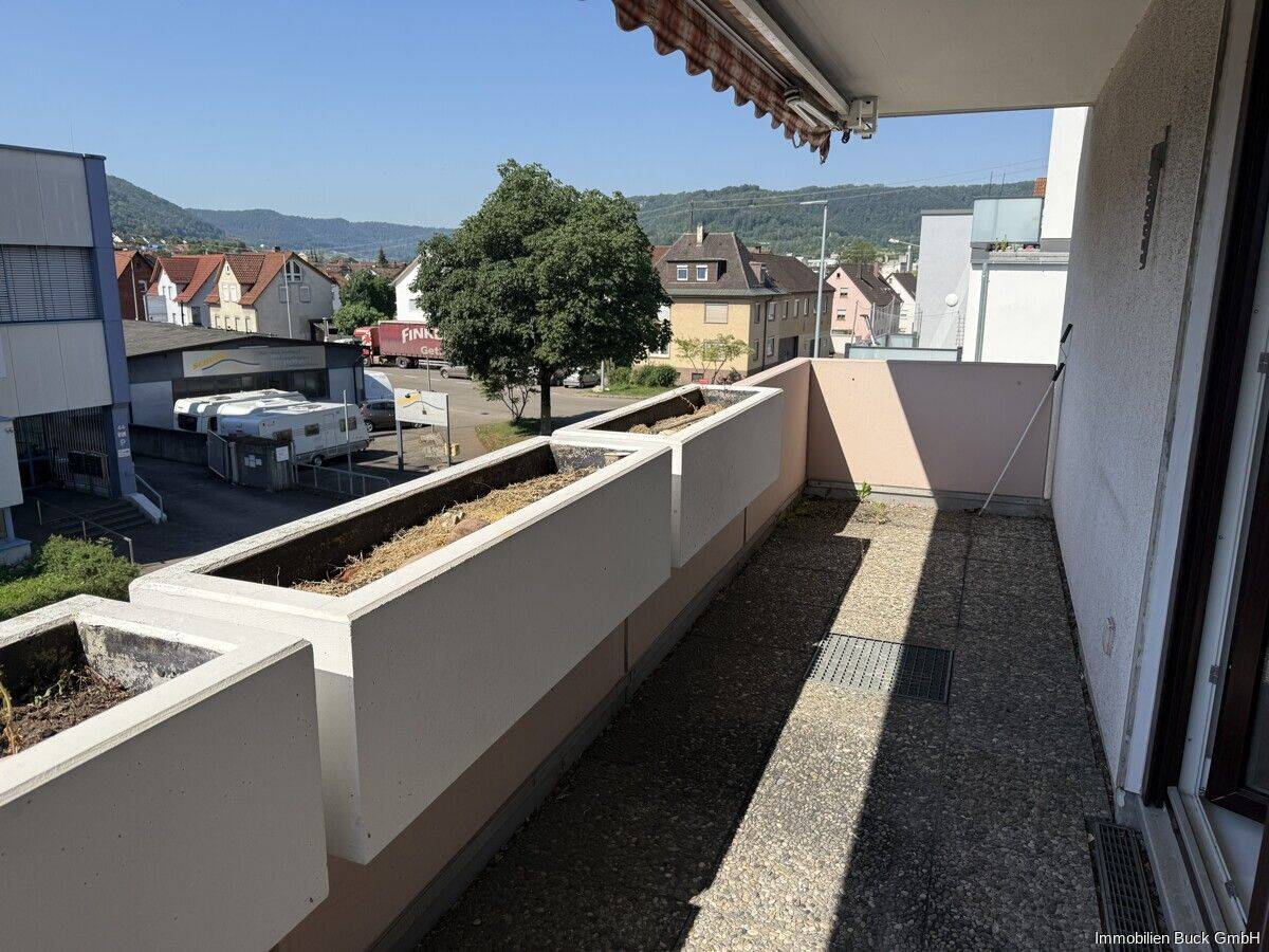 Schöne, helle und großzügige  3,5 Zimmer-Wohnung mit Balkon, 73312 Deggingen