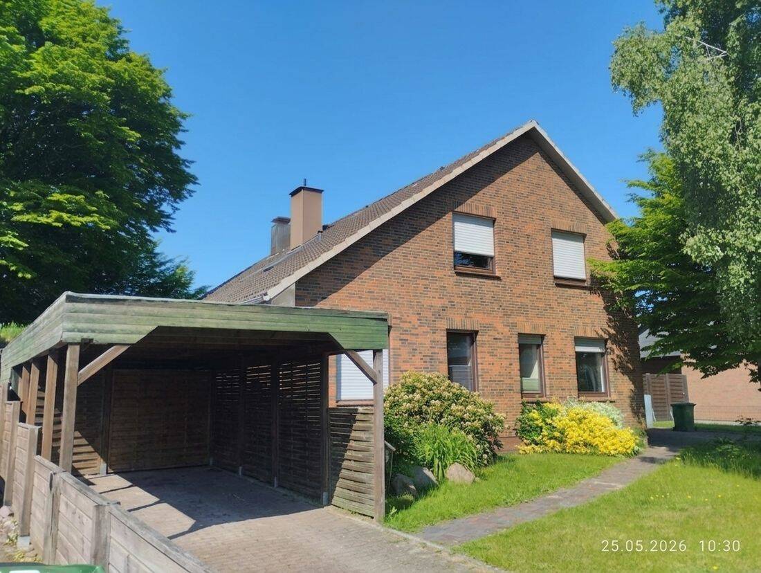 Wohnhaus mit Einliegerwohnung in sehr guter, ruhiger Wohnlage in Wesseln, 25746 Wesseln