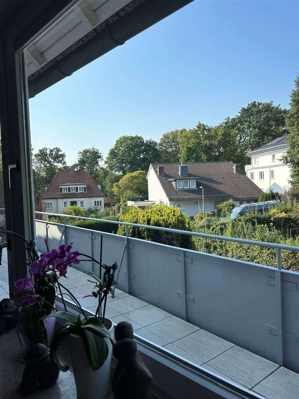 Großzügige Eigentumswohnung in Harleshausen in exponierter Lage Nähe Seebergstraße, 3 ZKB, 2 Balkone, Garage, begehbarer Kleiderschrank, Gäste WC, 34128 Kassel (Harleshausen Jungfernkopf Kirchditmold)